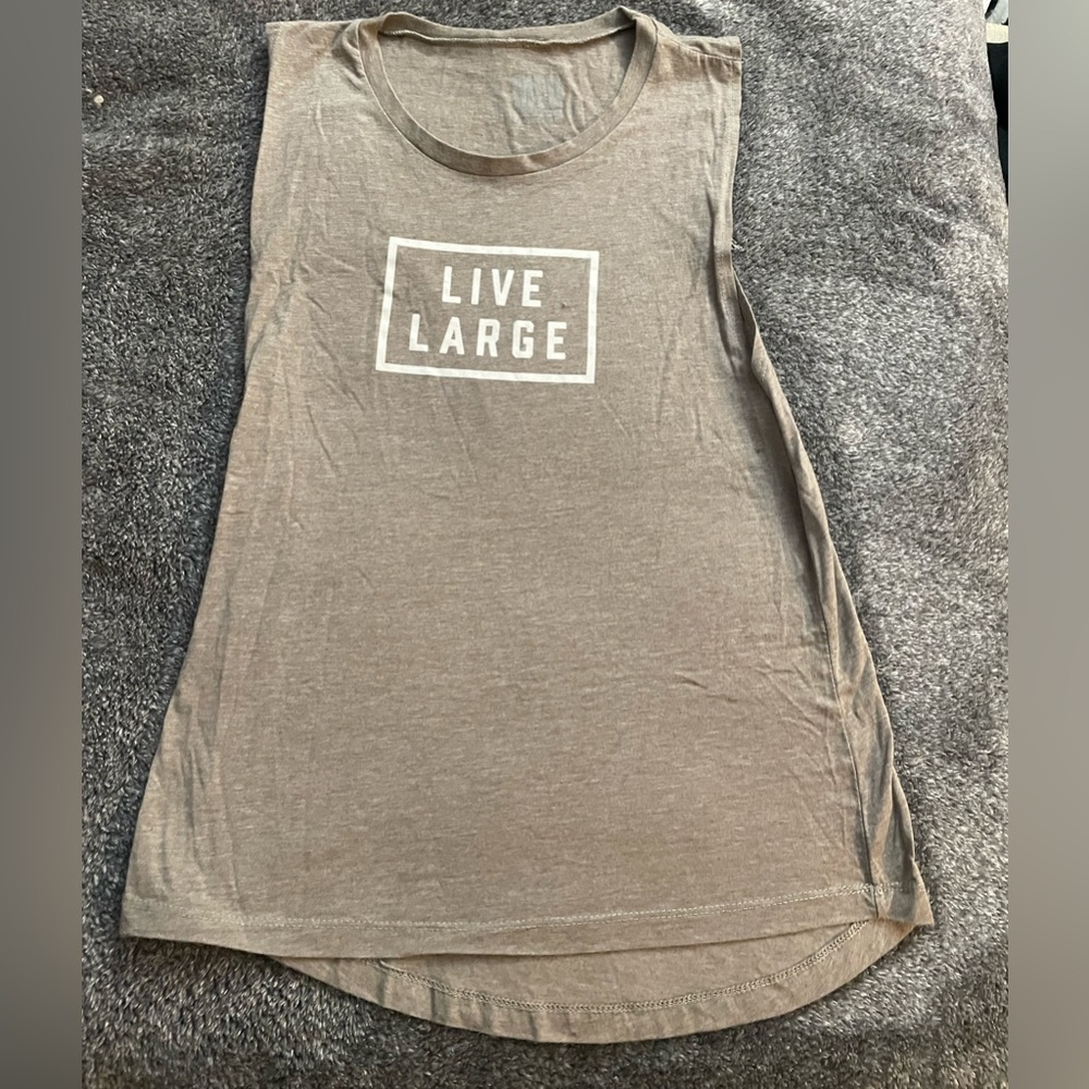 Live Large Muscle Tee